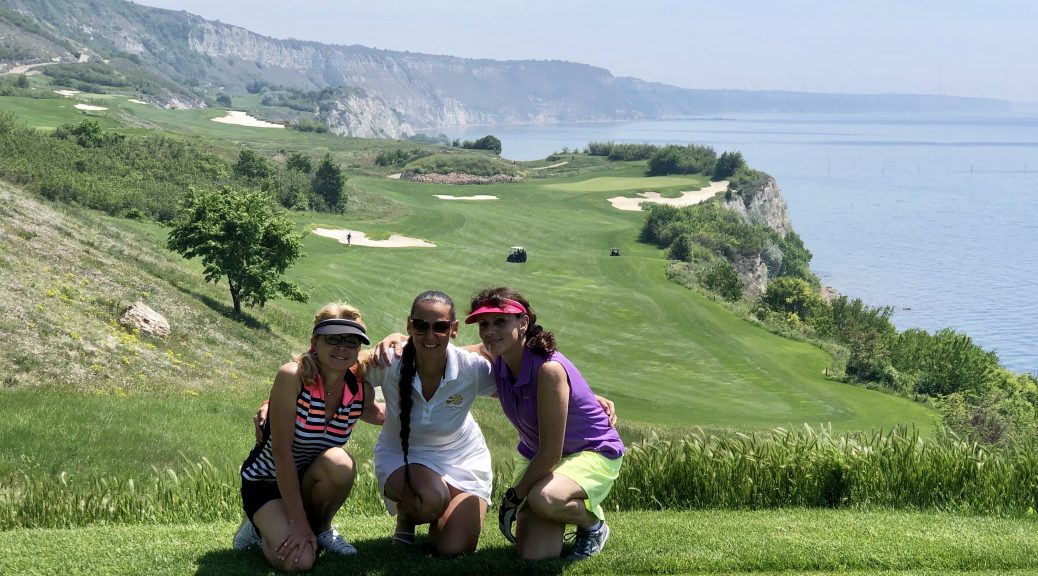 THRACIAN CLIFFS V BULHARSKU A KOUPÁNÍ V ČERNÉM MOŘI