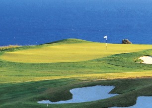 Aphrodite Hills Golf Club<span class='vzdalenost'>(18 km od hotelu)</span>