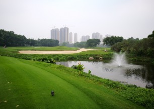 Mission Hills - Shenzhen - Vijay Course<span class='vzdalenost'>(100 km od hotelu)</span>