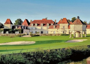 Château des Vigiers golf course<span class='vzdalenost'>(128 km od hotelu)</span>