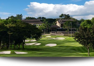 Kota Permai Golf & Country Club<span class='vzdalenost'>(433 km od hotelu)</span>