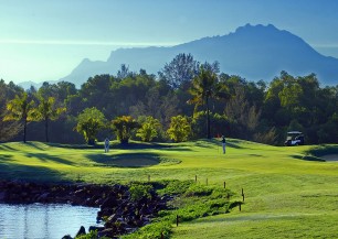 Dalit Bay Golf & Country Club<span class='vzdalenost'>(2 km od hotelu)</span>