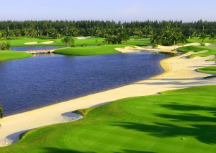 Yalong Bay Golf Club | Golfové zájezdy, golfová dovolená, luxusní golf