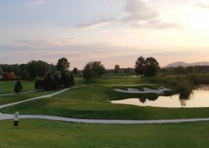 Riverside golf Zagreb<span class='vzdalenost'>(188 km od hotelu)</span>