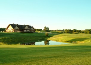 Capitals Golf Club<span class='vzdalenost'>(26 km od hotelu)</span>