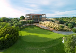 Espiche Golf<span class='vzdalenost'>(10 km od hotelu)</span>