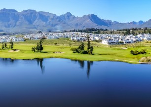 De Zalze Golf Club<span class='vzdalenost'>(7 km od hotelu)</span>