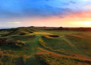 Royal Troon Golf Club Old Course<span class='vzdalenost'>(148 km od hotelu)</span>