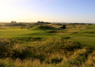 Louth Country Golf Club<span class='vzdalenost'>(228 km od hotelu)</span>