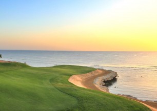 The Cascades Golf Resort<span class='vzdalenost'>(2 km od hotelu)</span>