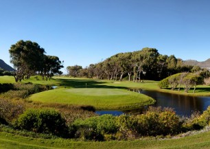 Clovelly Golf Course<span class='vzdalenost'>(42 km od hotelu)</span>