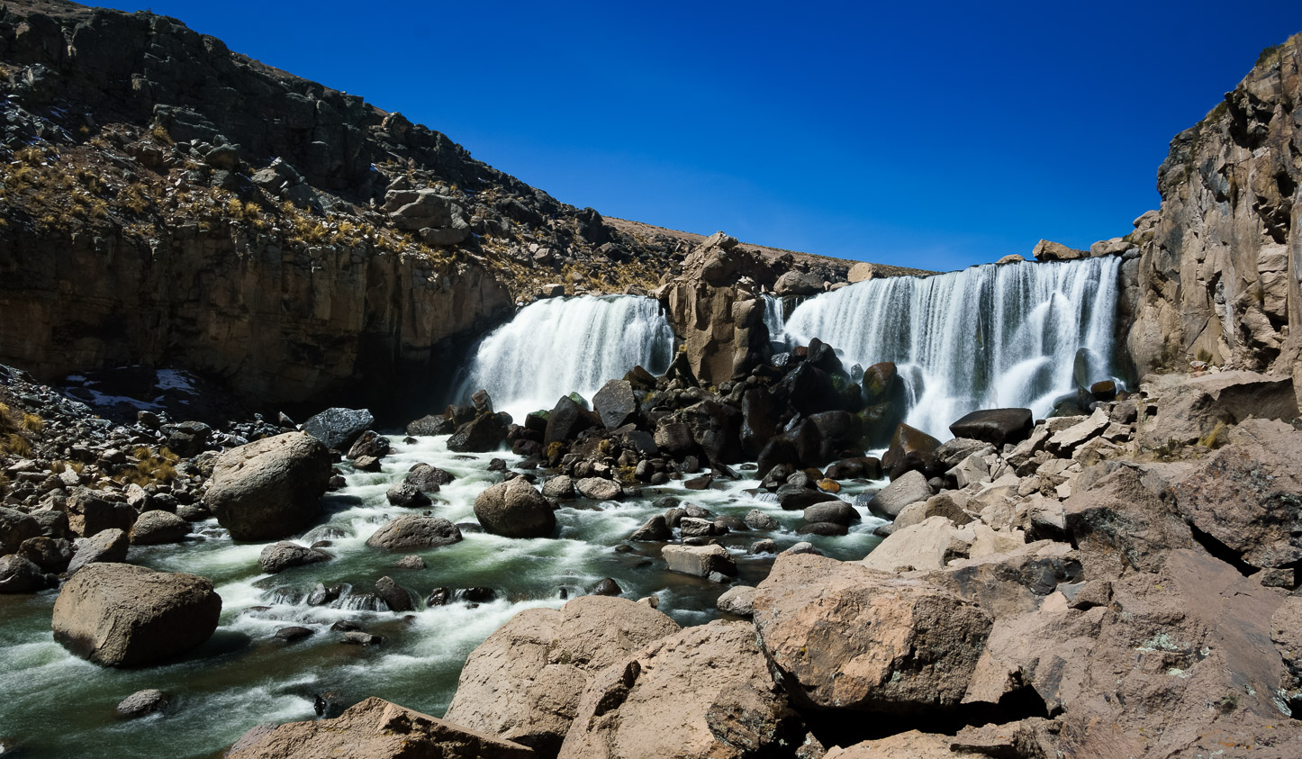 Peru - vodopády Pillones