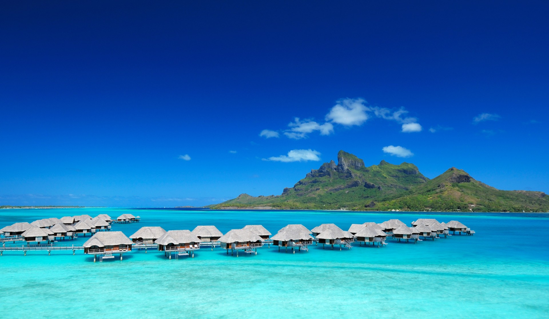Francouzská Polynésie - ostrov Bora Bora - hotel Four Seasons