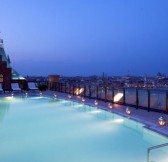 005372-01-rooftop-pool-night