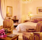 plaza-athenee-paris-france4