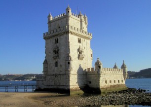 HISTORICKÉ PORTUGALSKO - FLY & DRIVE s pronájmem vozu