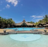 SHANDRANI BEACHCOMBER RESORT & SPA