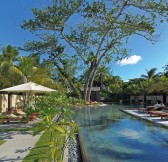 SHANDRANI BEACHCOMBER RESORT & SPA