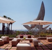 003116-11-patio-gehry-view