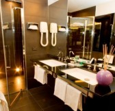 05-bagno-executive-hotel-dei-cavalieri