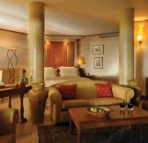 ROYAL PALM BEACHCOMBER LUXURY