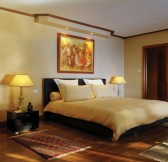 ROYAL PALM BEACHCOMBER LUXURY
