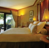 ROYAL PALM BEACHCOMBER LUXURY