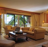 ROYAL PALM BEACHCOMBER LUXURY