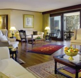 ROYAL PALM BEACHCOMBER LUXURY