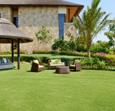 Lodge Villa garden 2