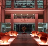 Port Queen Lobby 2