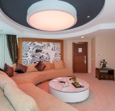 grand king suite