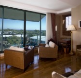 Honeymoon Deluxe Room 4