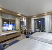 LUXURY ROOM II