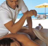 DINAROBIN BEACHCOMBER GOLF RESORT & SPA