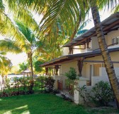 SHANDRANI BEACHCOMBER RESORT & SPA