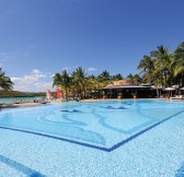 SHANDRANI BEACHCOMBER RESORT & SPA