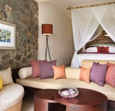 Kempinski Seychelles_DeluxeBeachsideRoom