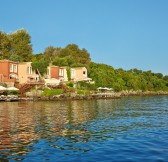11-Corfu-Villas-and-Palazzos-offer-the-utmost-in-luxury-living-on-the-waterfront_72dpi