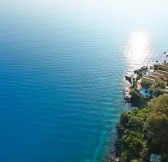 02-Palazzos-and-Villas-floating-above-the-Ionian-Sea_72dpi
