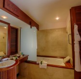 MANAVA BEACH RESORT & SPA 