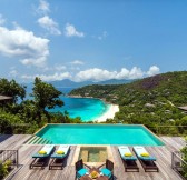 FOUR SEASONS AT DESROCHES ISLAND