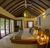 KIHAA MALDIVES ISLAND RESORT