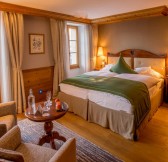 RIFFELALP RESORT 2222M