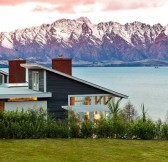 MATAKAURI LODGE