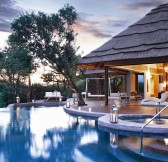 MOLORI SAFARI LODGE