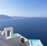 CANAVES OIA SUITES