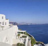 CANAVES OIA SUITES