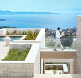 AMANZOE