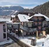FLATTACHER HOF
